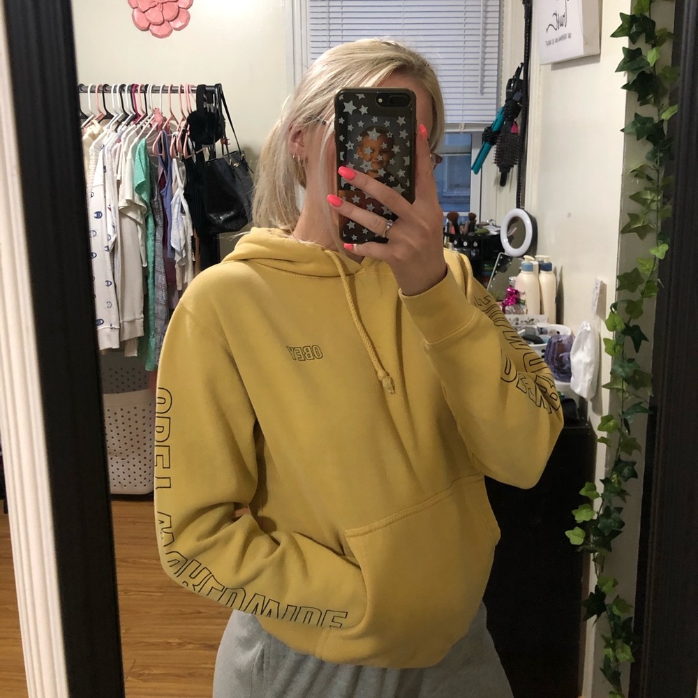 Obey sweatshirt